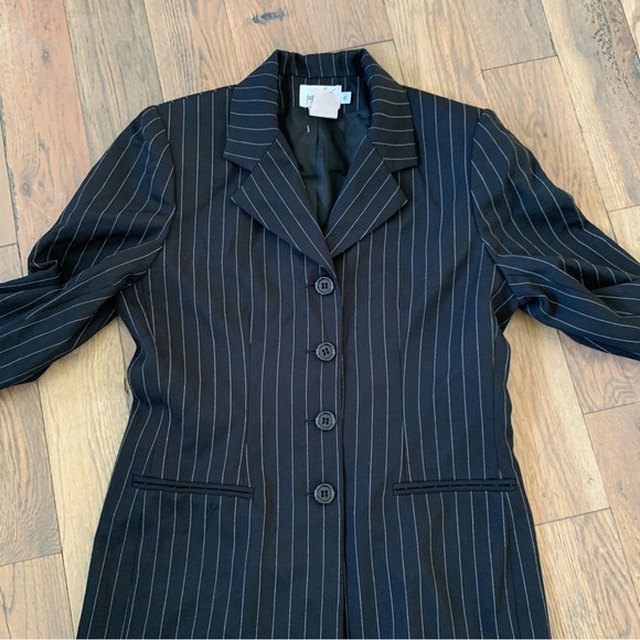 Jacqueline Ferrar Blazer Size 8 Pinstripe Black White Classic Fit - Picture 6 of 13